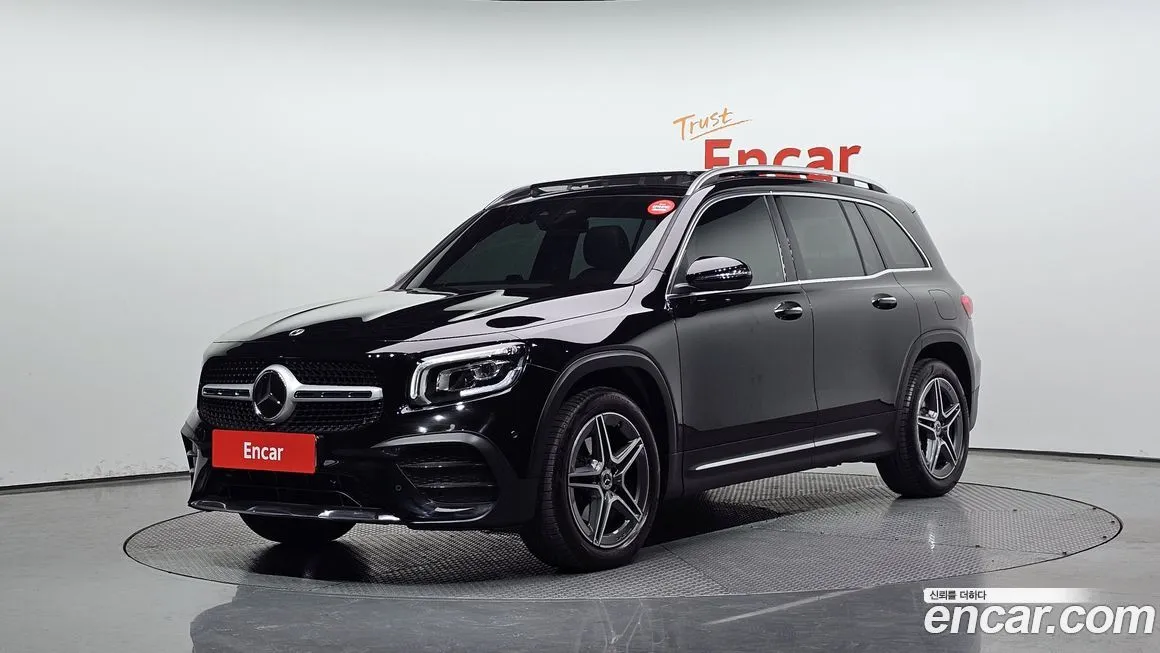 Mercedes-Benz GLB-Class — фото 1