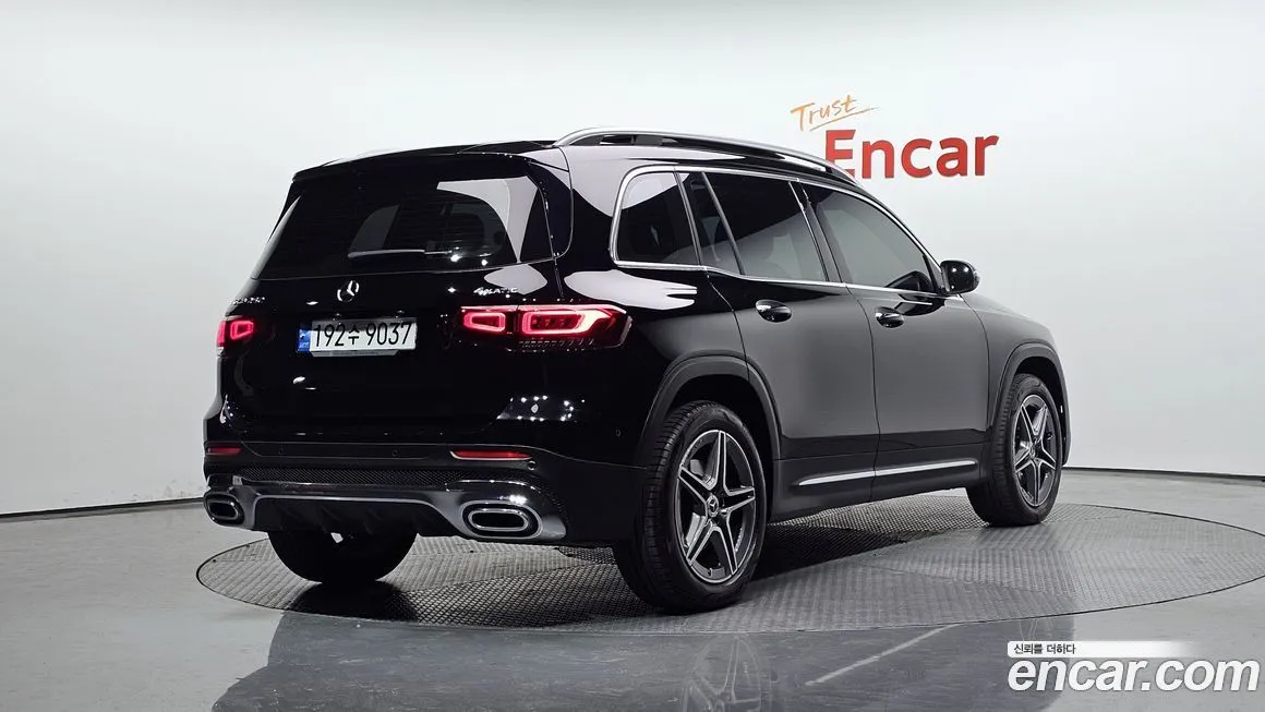 Mercedes-Benz GLB-Class — фото 2