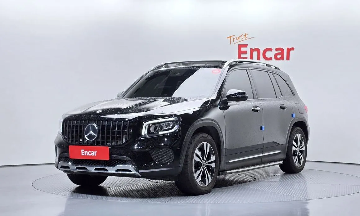 Mercedes-Benz GLB-Class — фото 1