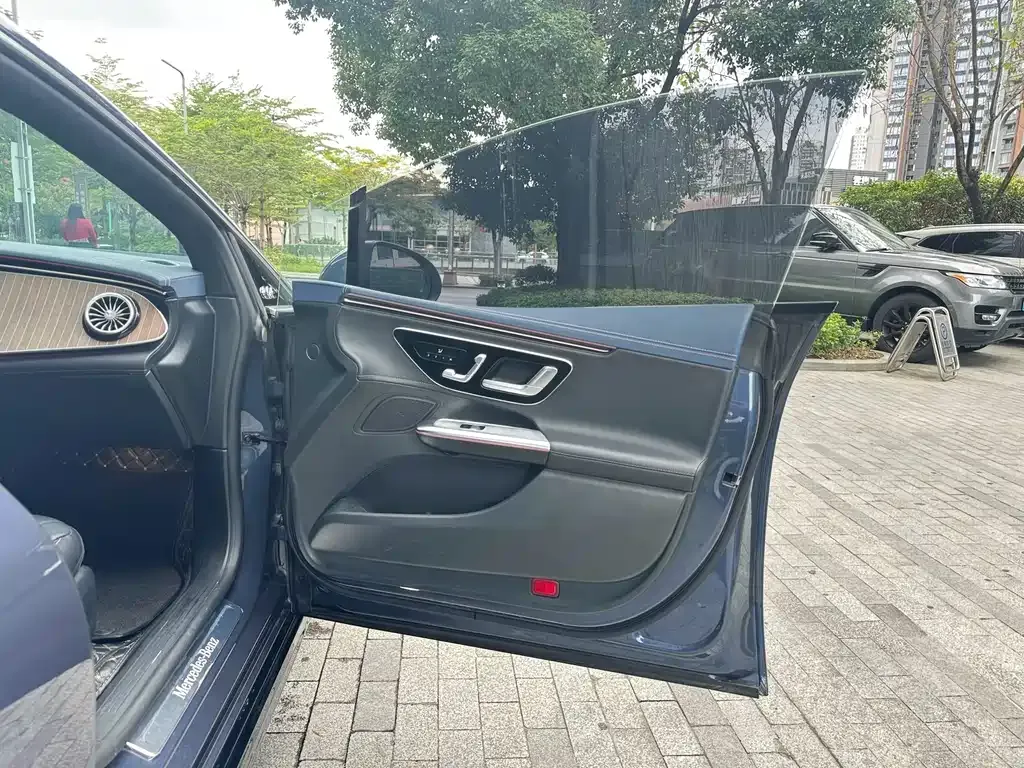 Mercedes-Benz EQE 2024 из CN, фото 10