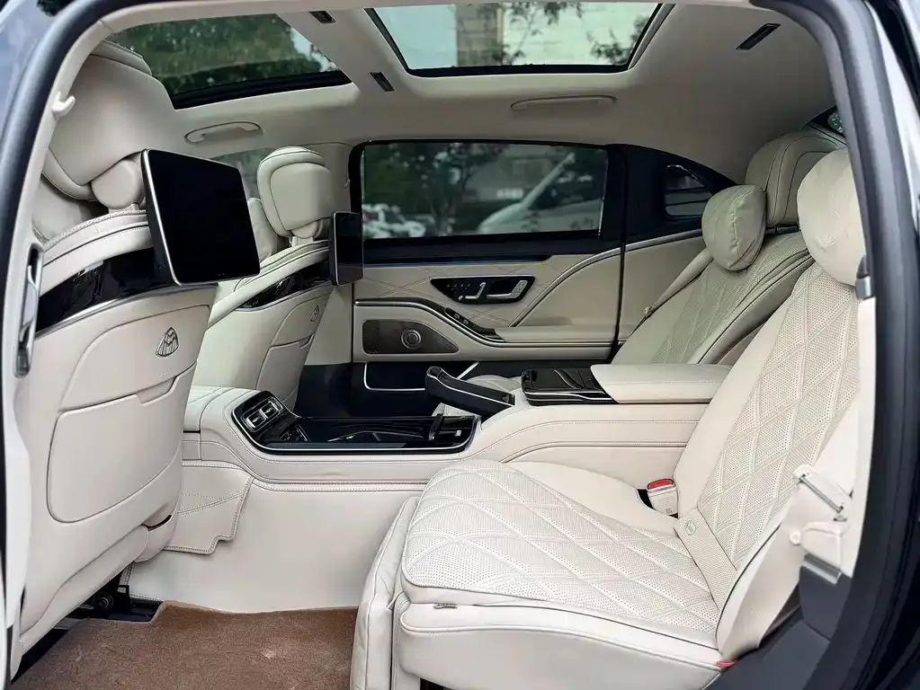 Mercedes-Benz S-Class 2025 из CN, фото 2