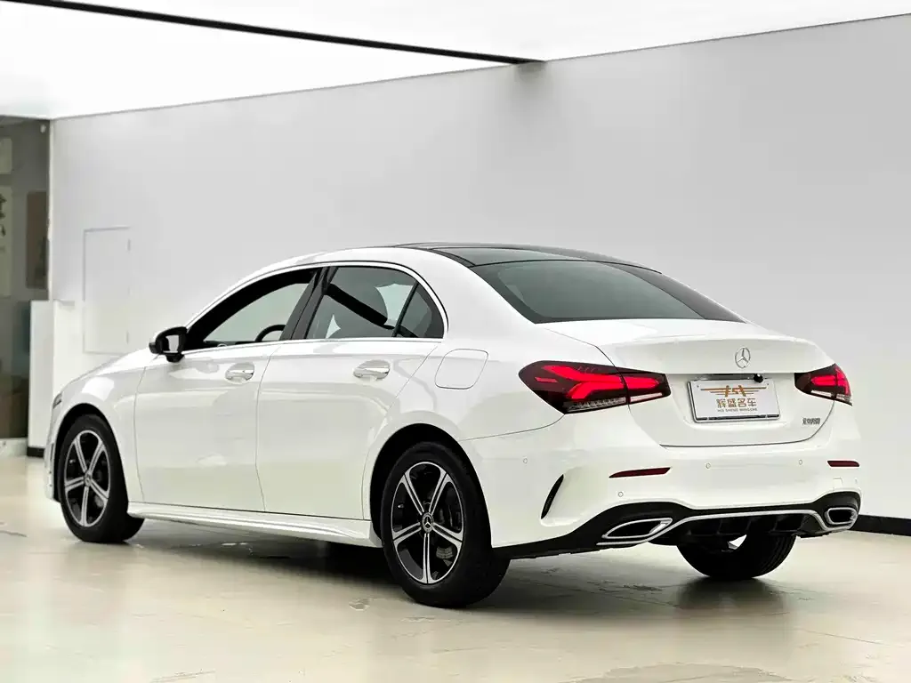 Mercedes-Benz A-Class — фото 4