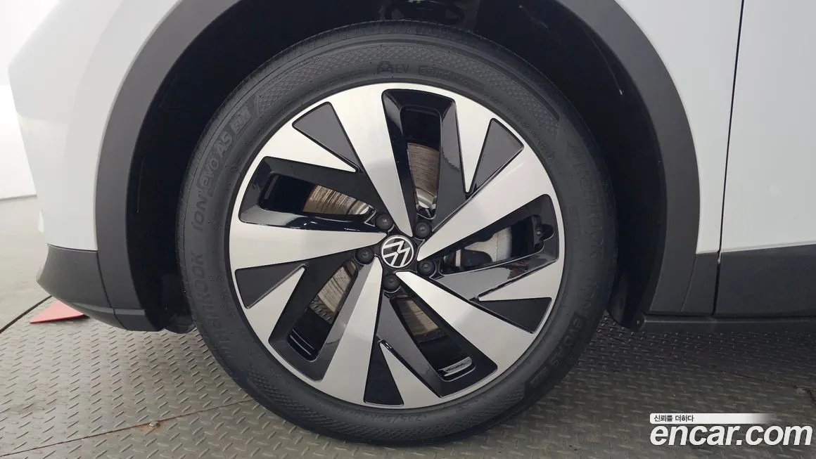 Volkswagen ID.4 2023 из KR, фото 9