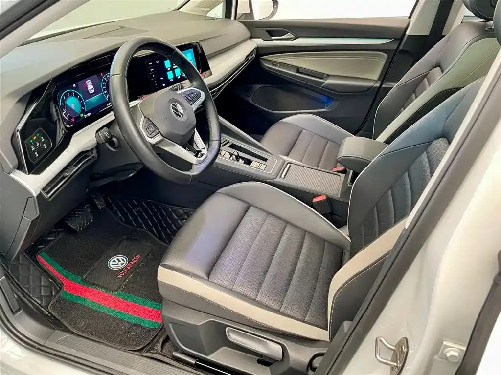 Volkswagen Golf 2022 из CN, фото 10
