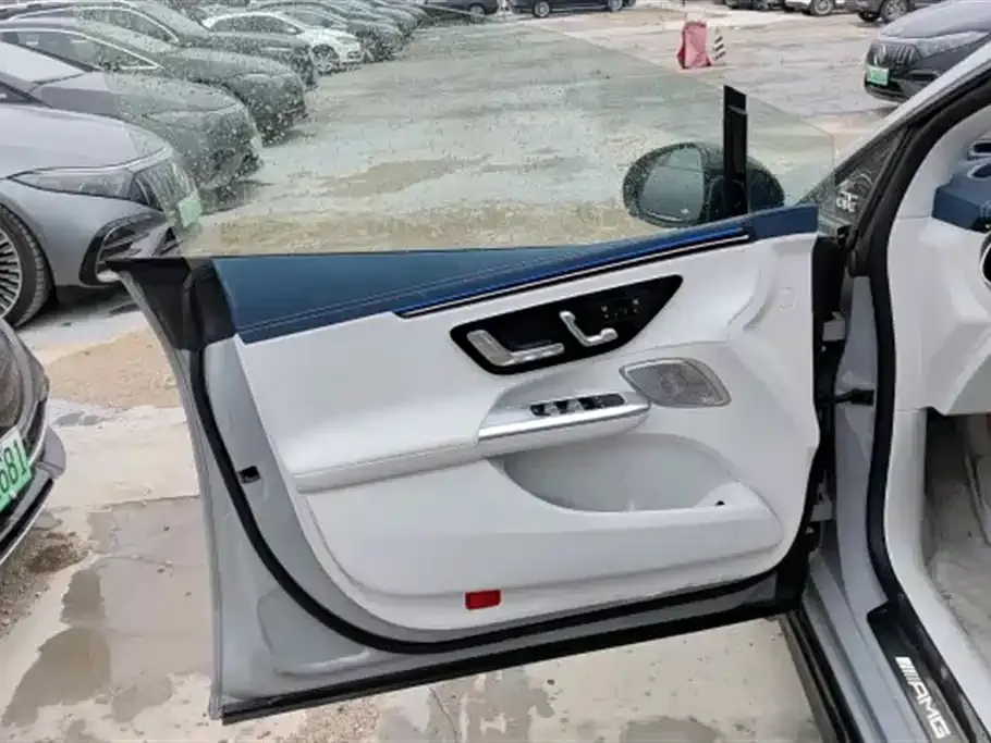 Mercedes-Benz EQE AMG 2024 из CN, фото 4