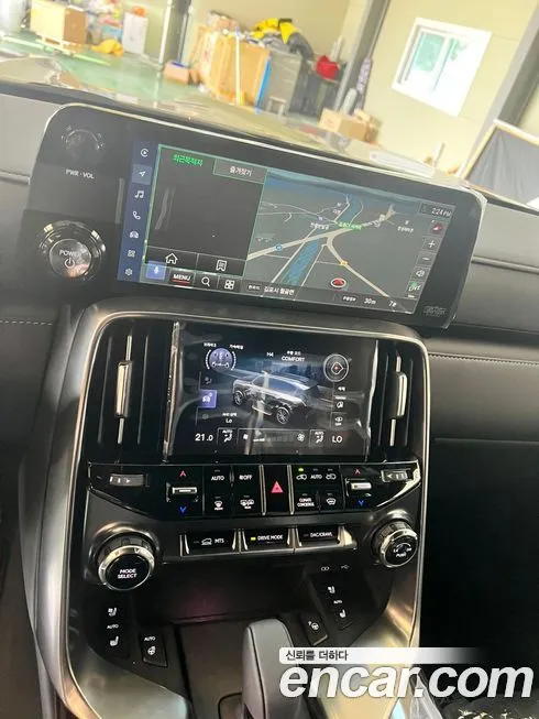 Lexus LX 2025 из KR, фото 2