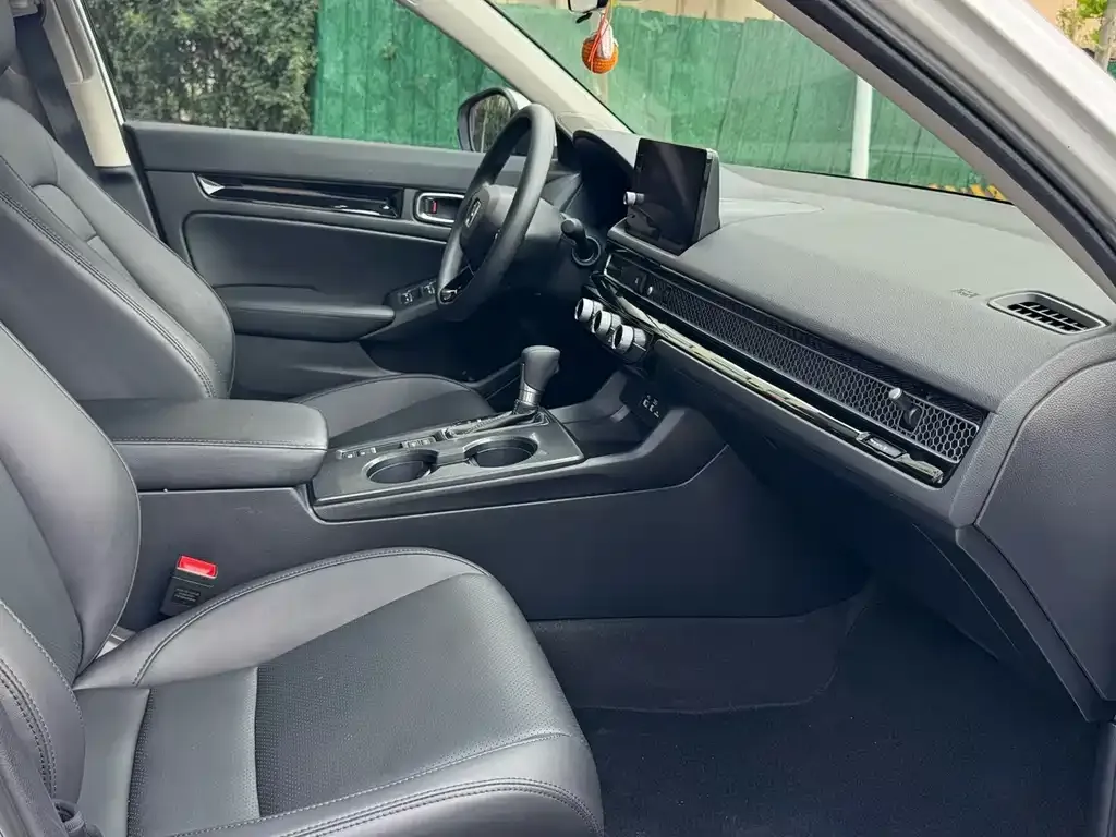 Honda Civic — фото 3