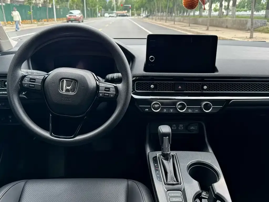 Honda Civic — фото 4