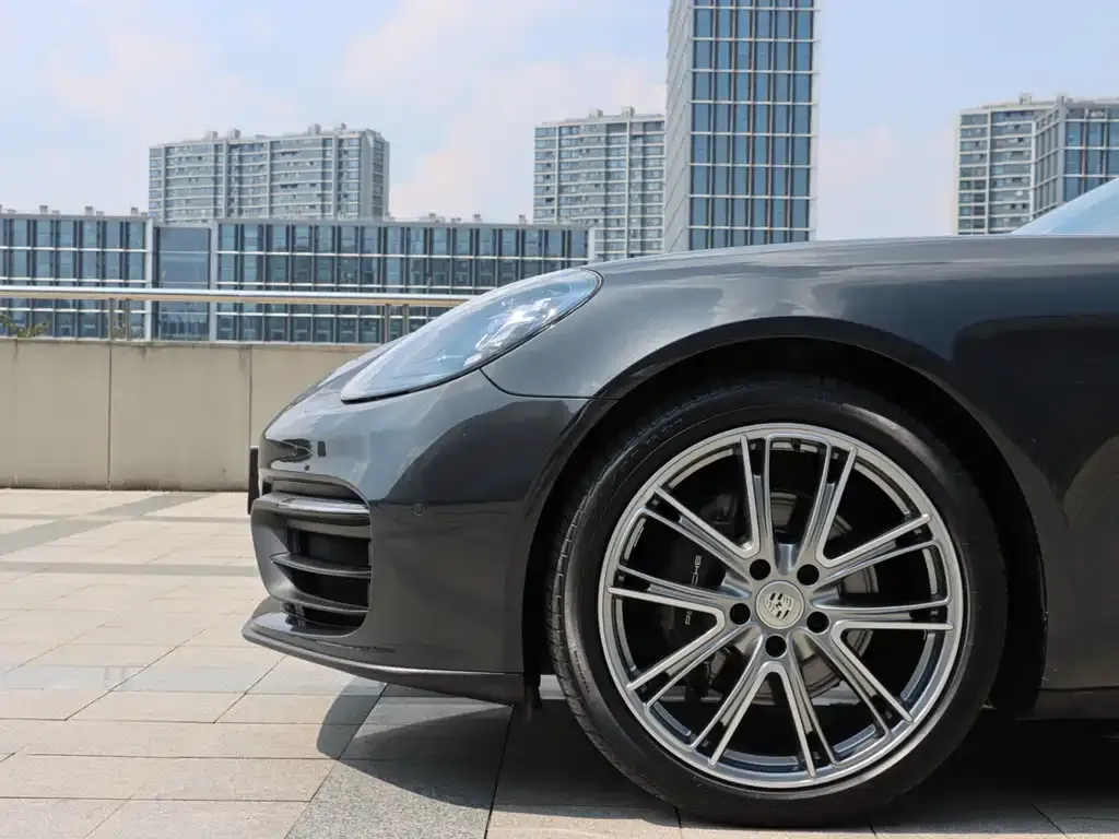Porsche Panamera — фото 10