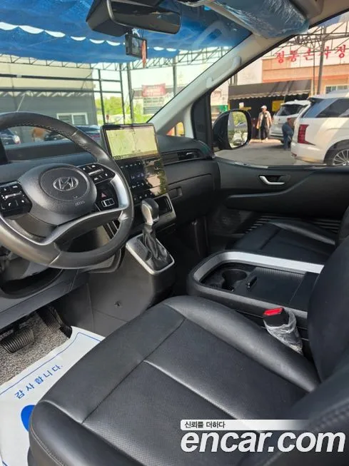 Hyundai Staria — фото 3