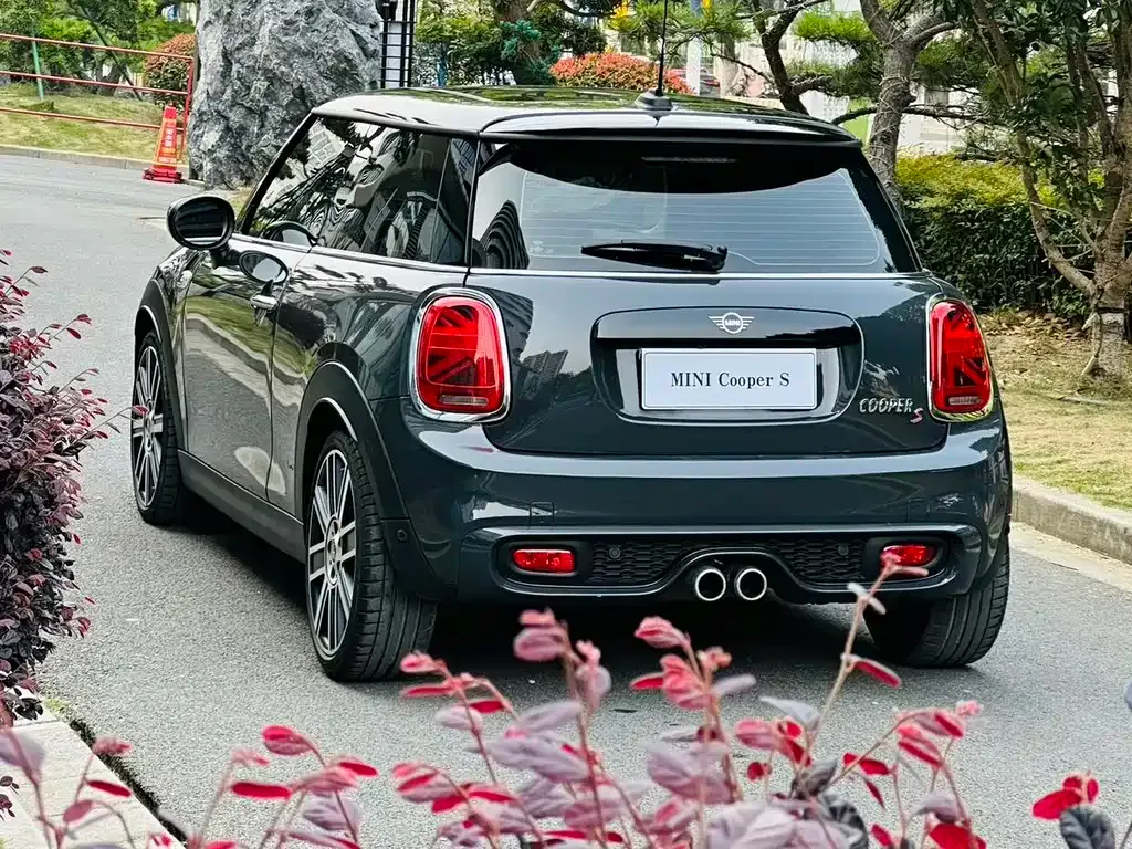 MINI Cooper (3-door) — фото 10