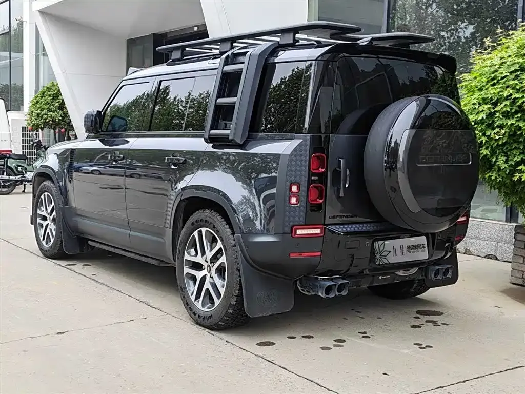 Land Rover Defender — фото 9
