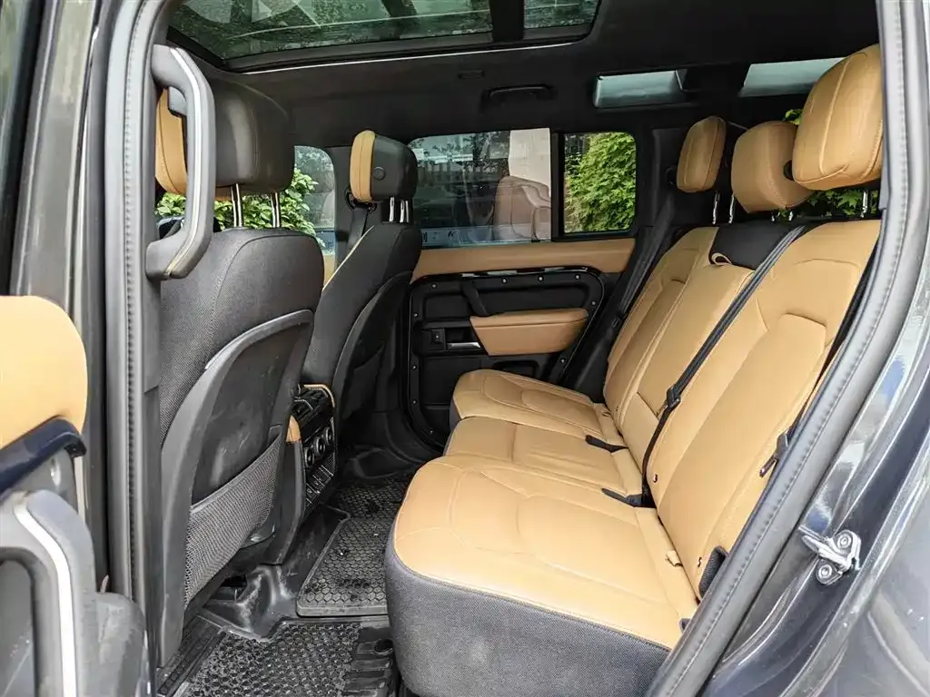 Land Rover Defender — фото 2