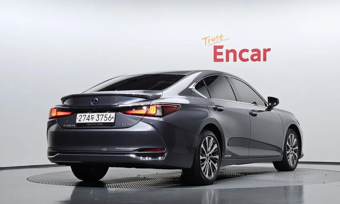 Lexus ES 2021 из KR, фото 2