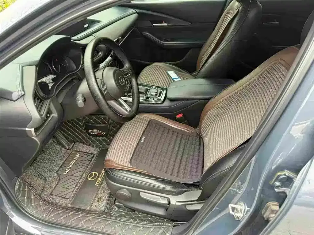 Mazda CX-30 2021 из CN, фото 4