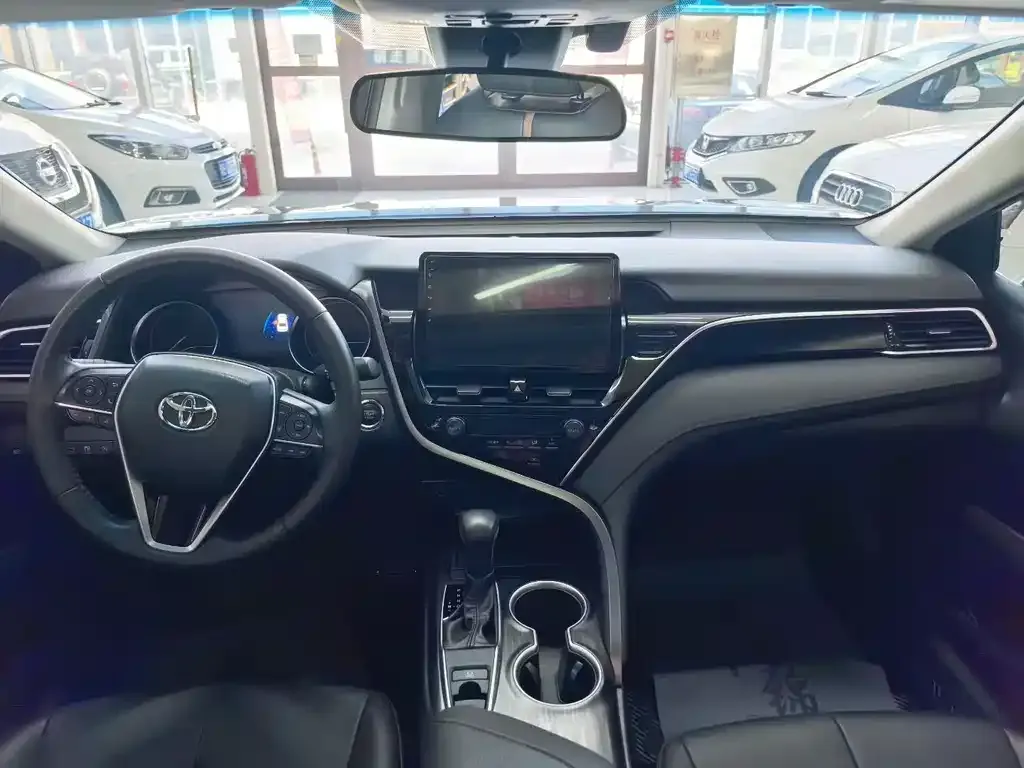 Toyota Camry 2022 из CN, фото 4
