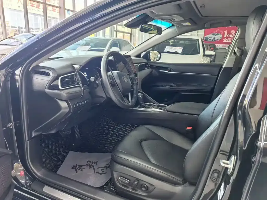 Toyota Camry 2022 из CN, фото 5