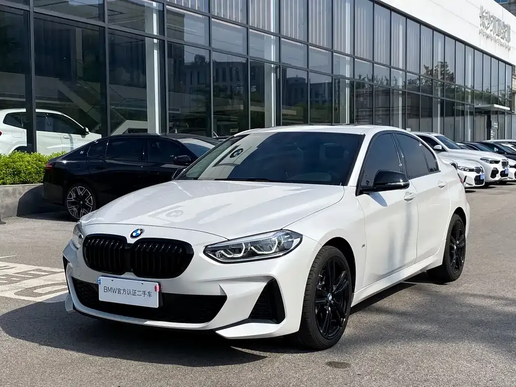 BMW 1 Series 125i M Sport Night 1