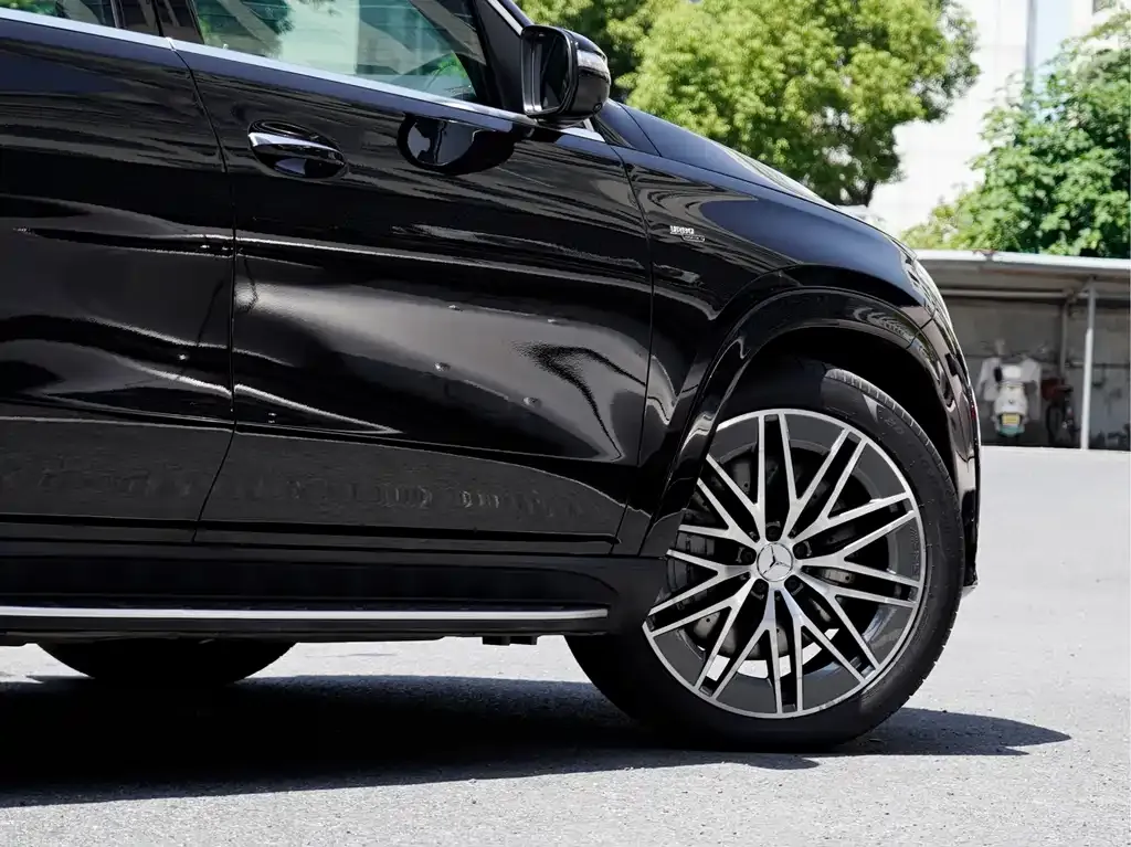 Mercedes-Benz GLE AMG — фото 7