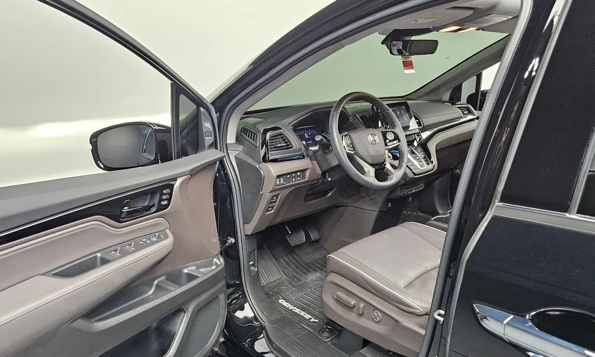 Honda Odyssey 2023 из KR, фото 8