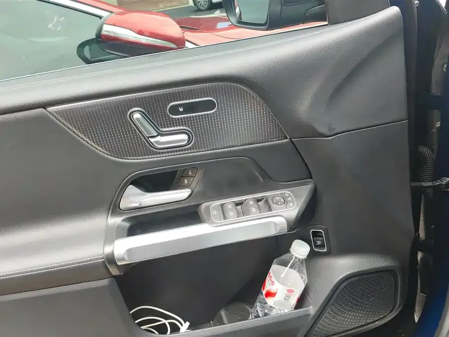 Mercedes-Benz EQB 2023 из CN, фото 3