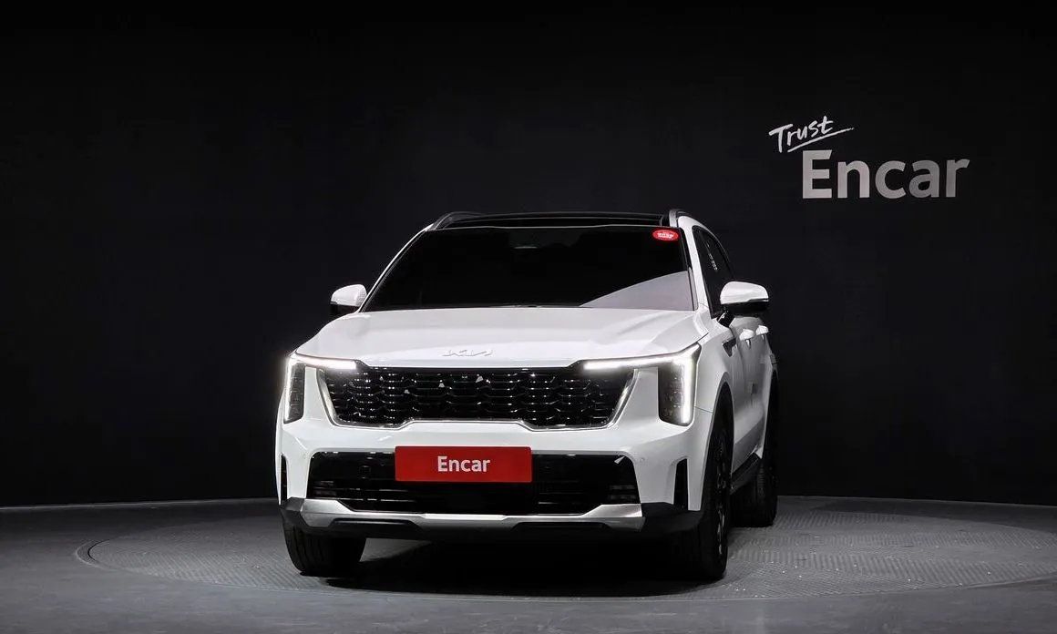 Kia Sorento — фото 8