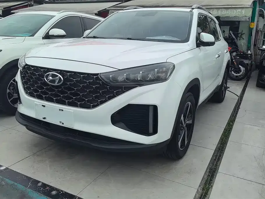 Hyundai ix35 — фото 1