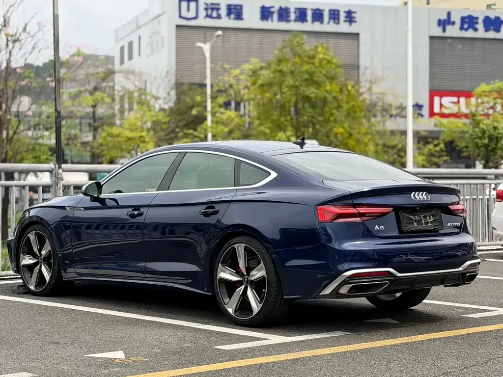 Audi A5 (Import) — фото 9