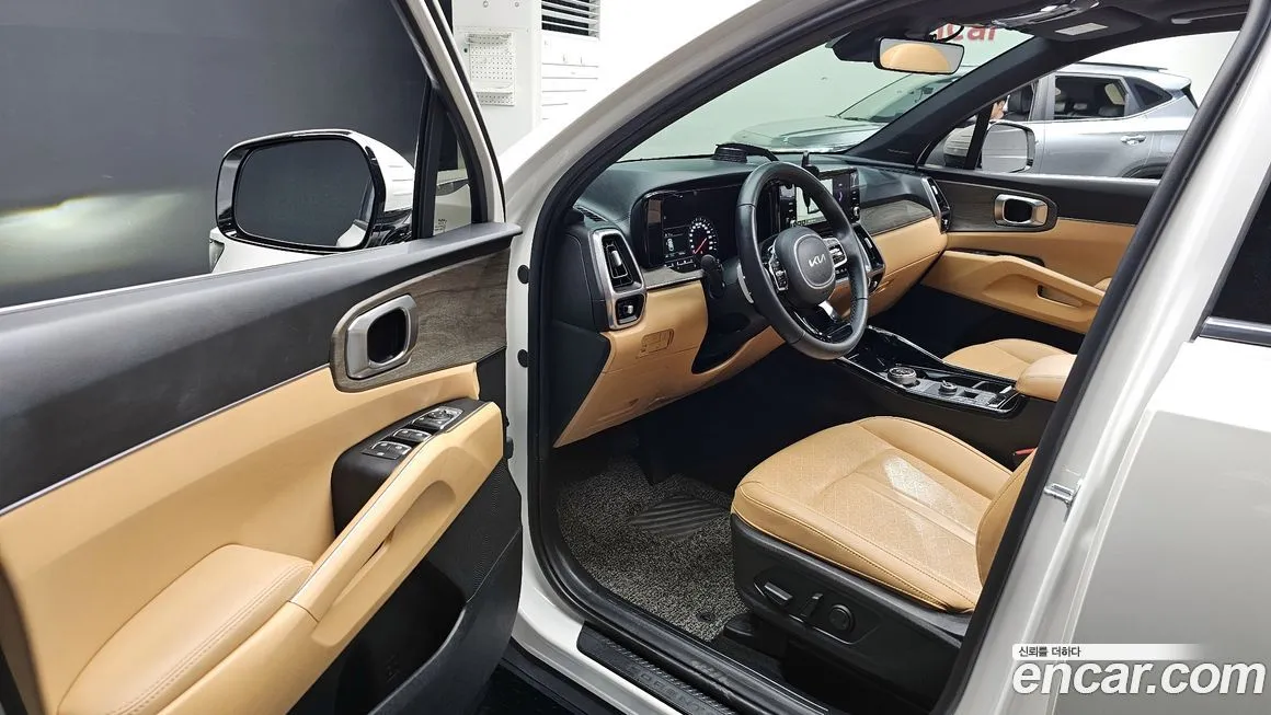 Kia Sorento — фото 7