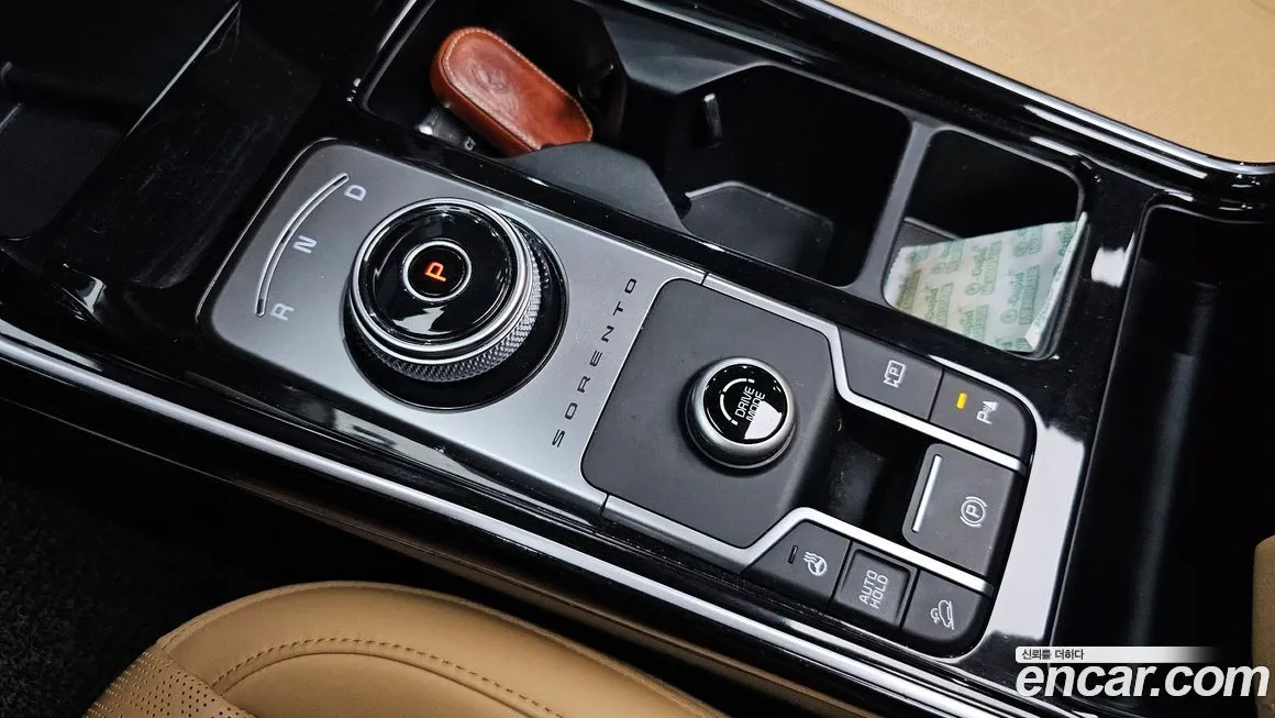 Kia Sorento — фото 6