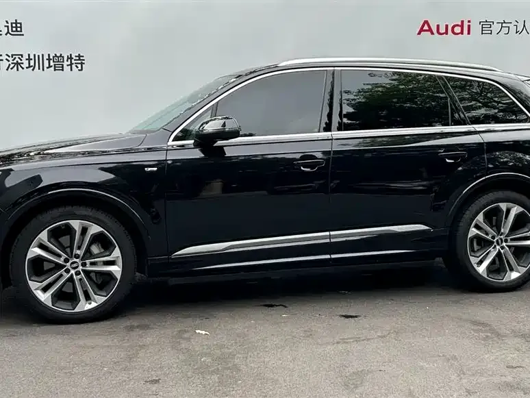Audi Q7 — фото 3