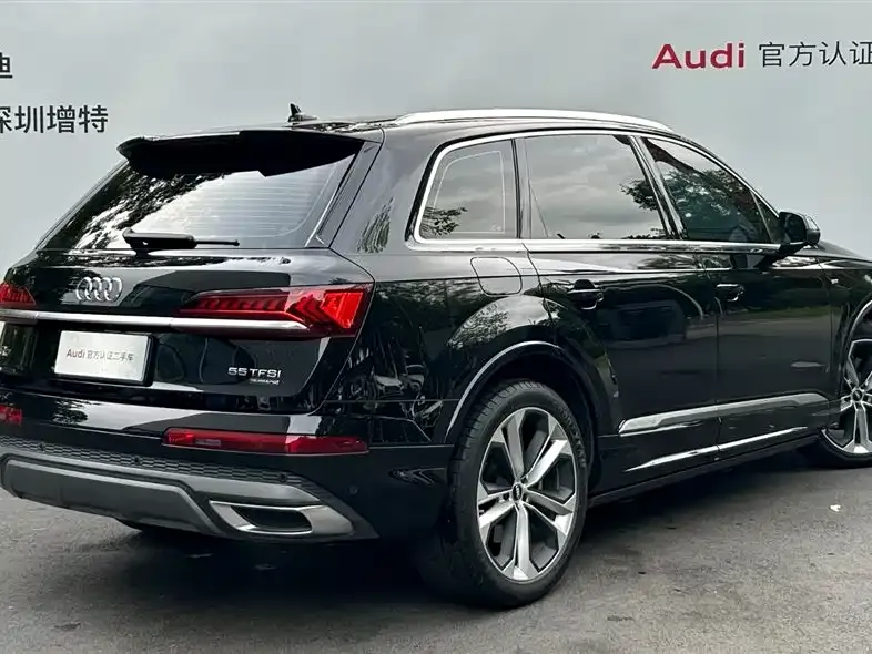 Audi Q7 — фото 5