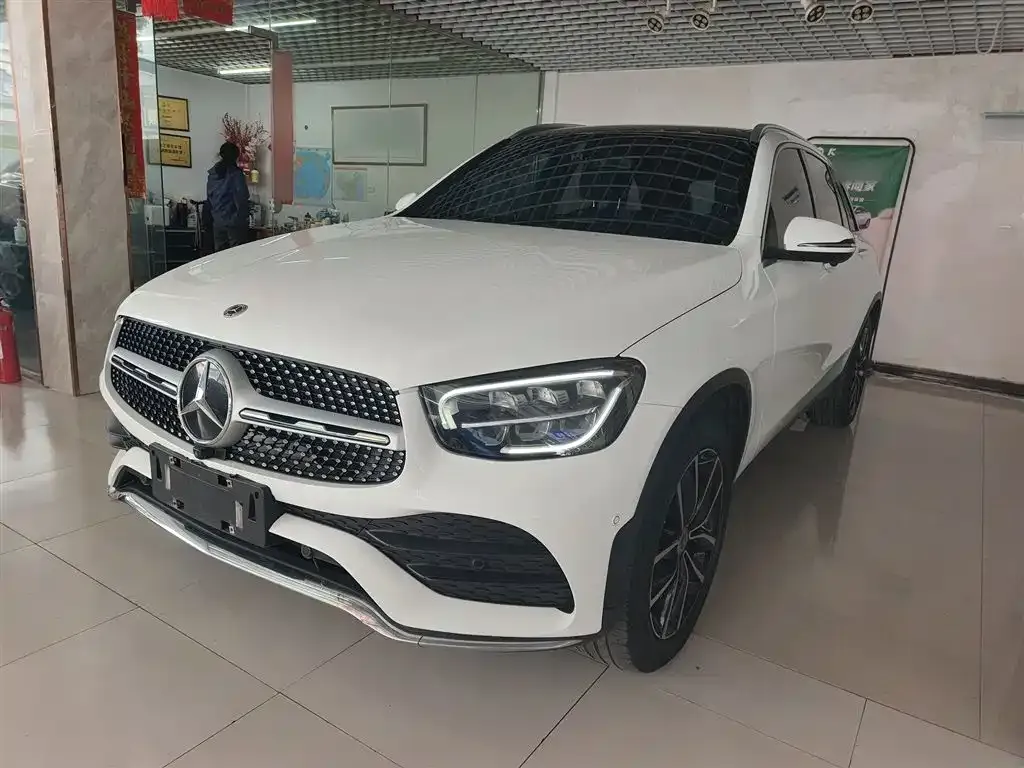 Mercedes-Benz GLC — фото 1
