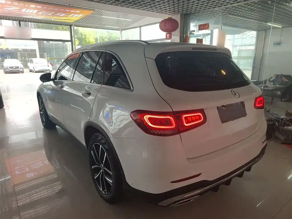 Mercedes-Benz GLC — фото 10