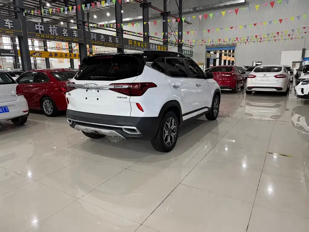 Kia KX3 2022 из CN, фото 7