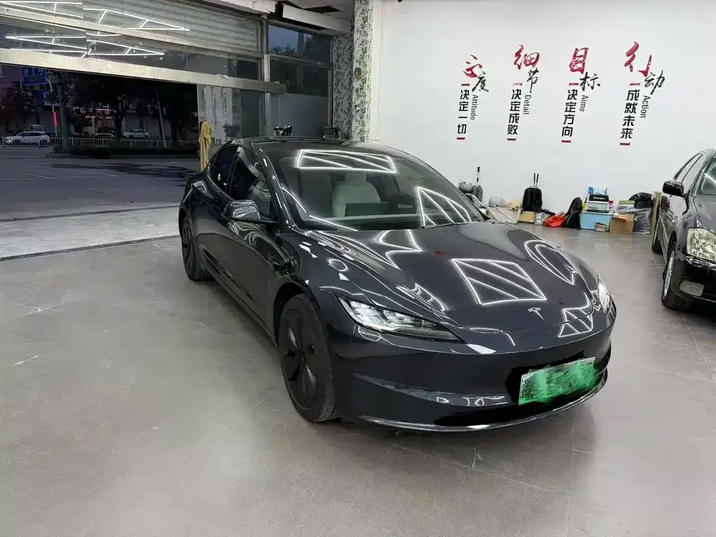 Tesla Model 3 — фото 6
