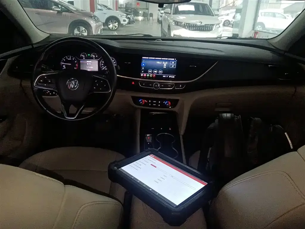 Buick Regal — фото 8