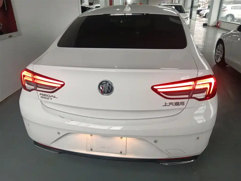 Buick Regal — фото 7