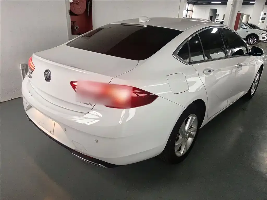 Buick Regal — фото 9