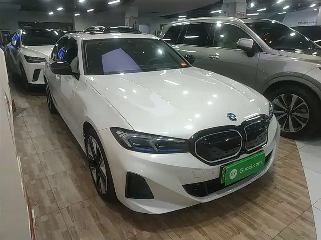 BMW i3 2024 из CN, фото 2