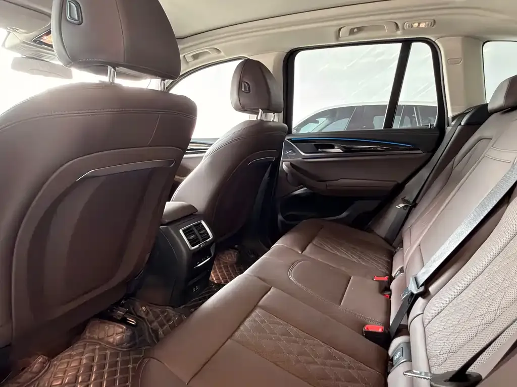 BMW iX3 2023 из CN, фото 7