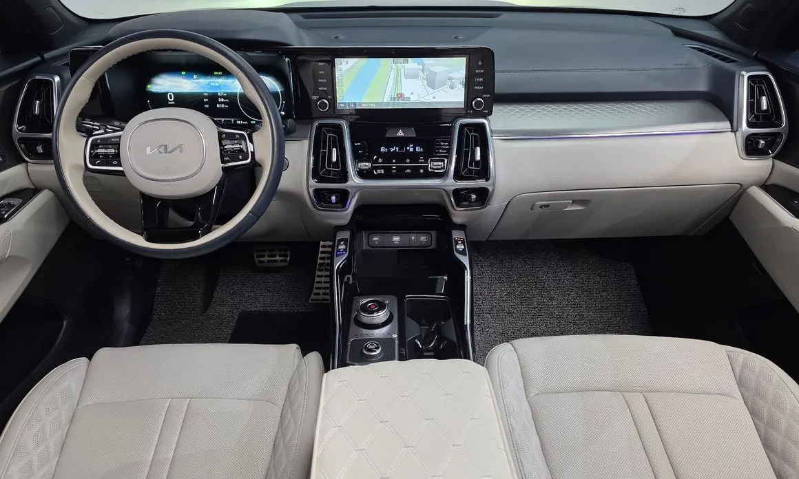 Kia Sorento — фото 9