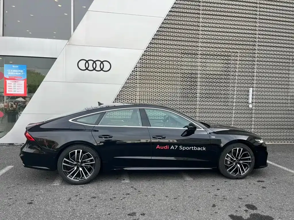 Audi A7 — фото 5