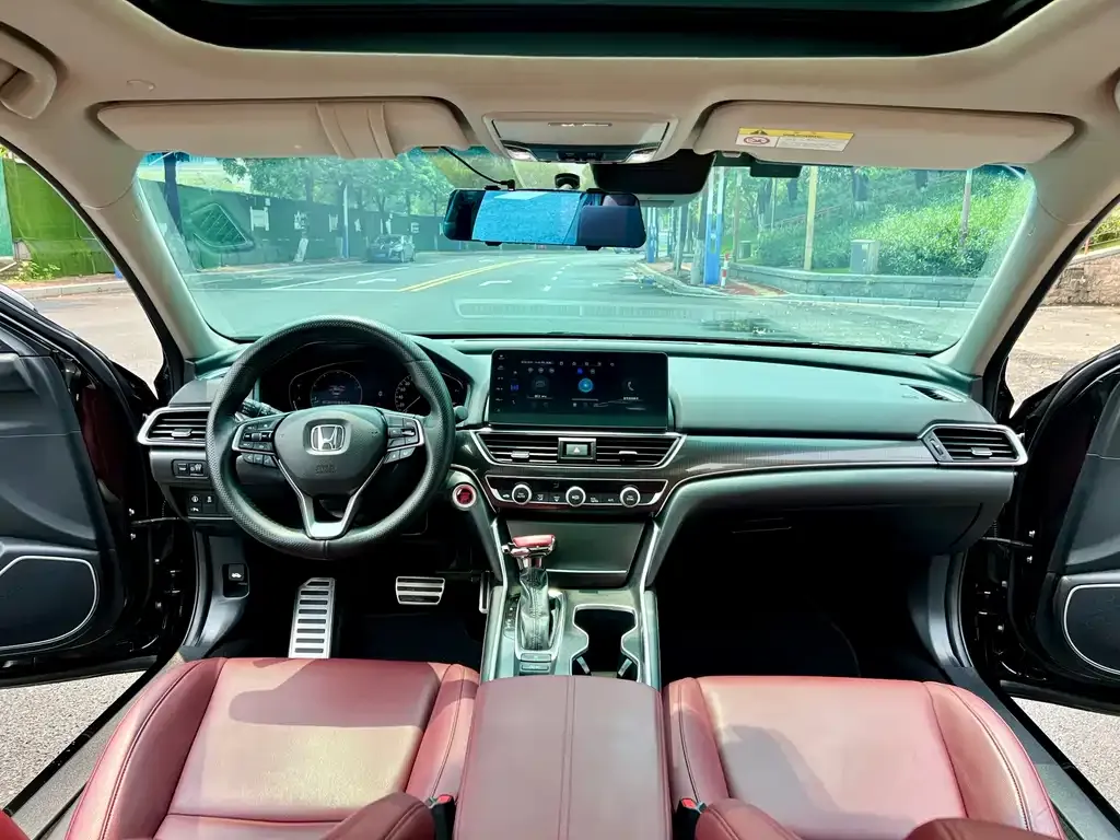 Honda Accord — фото 3