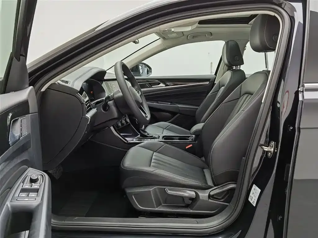 Volkswagen Passat — фото 6