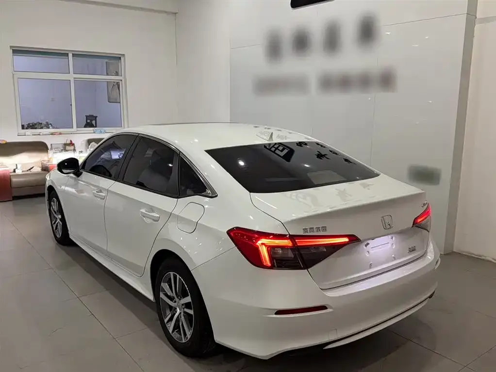 Honda Civic — фото 5