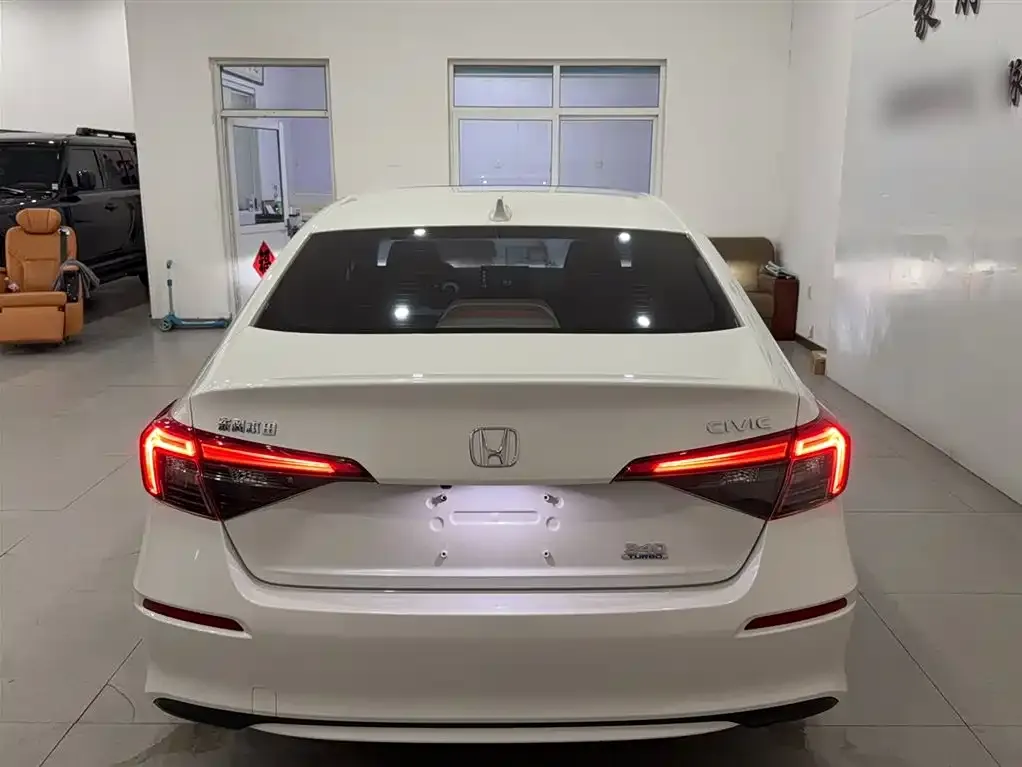 Honda Civic — фото 8
