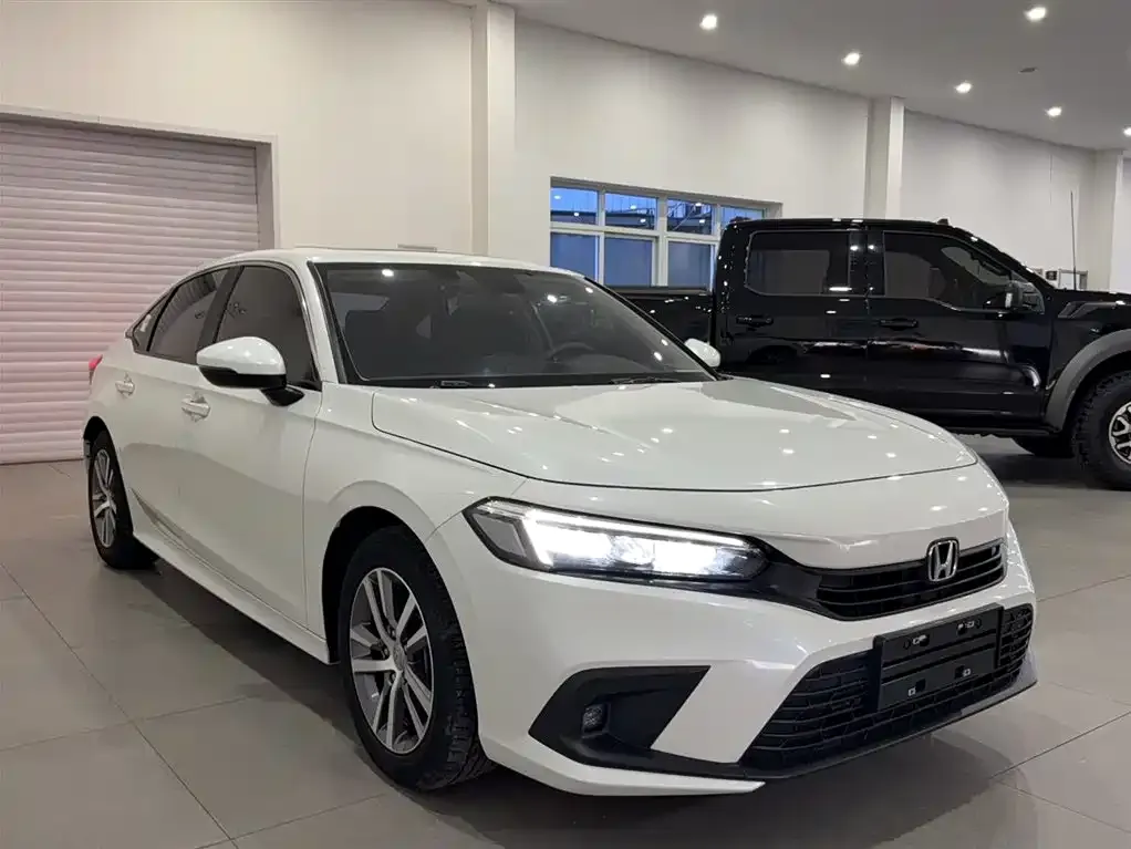 Honda Civic — фото 10