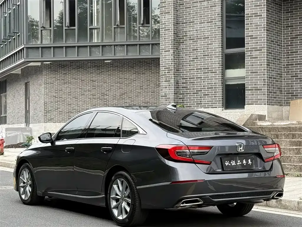 Honda Accord — фото 5