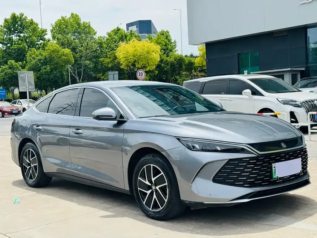 BYD Qin L — фото 8
